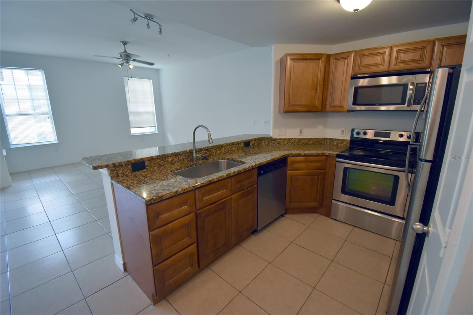 2000 Erving Cir #208, FL