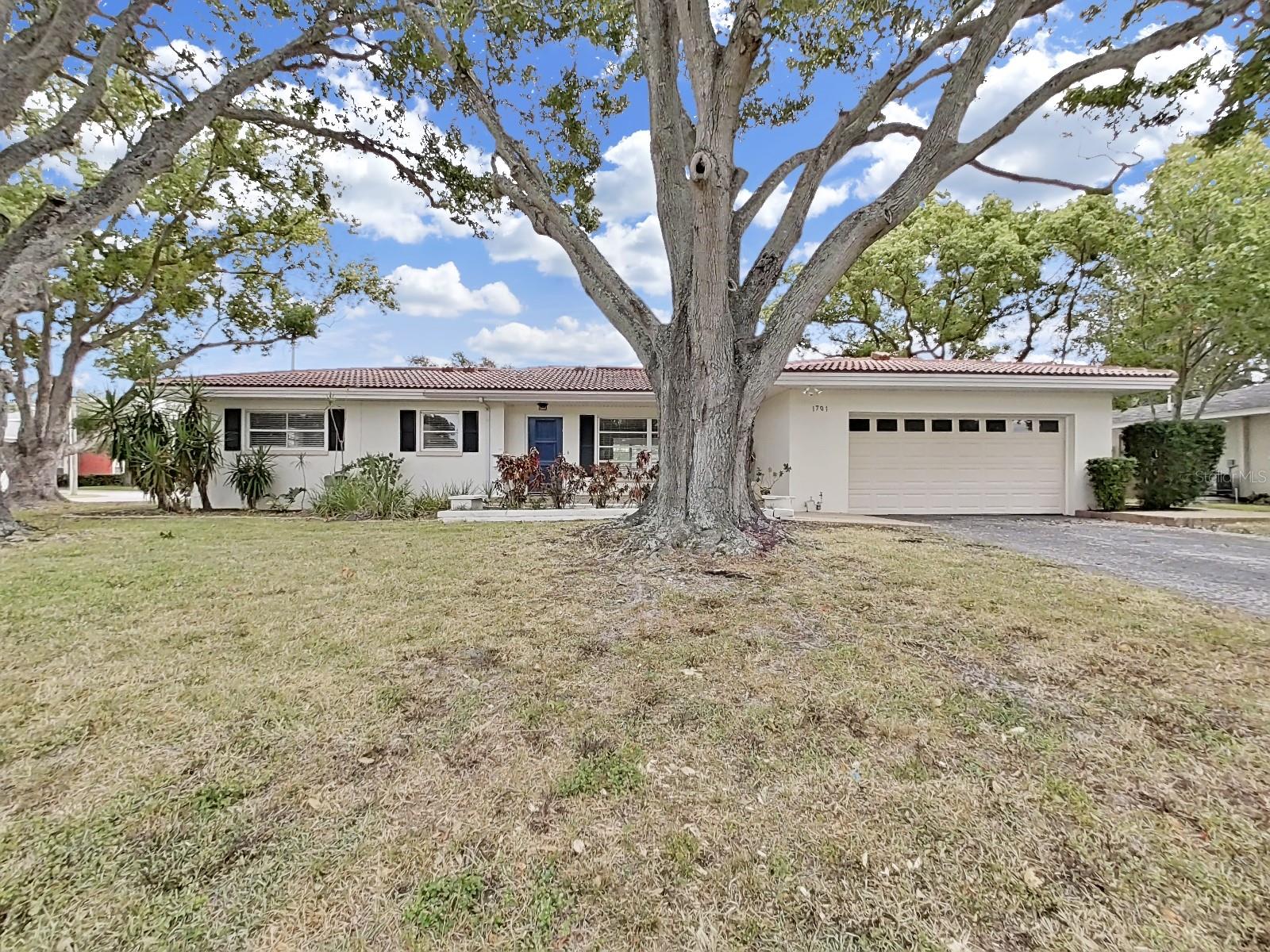 1701 Laurie Lane, FL