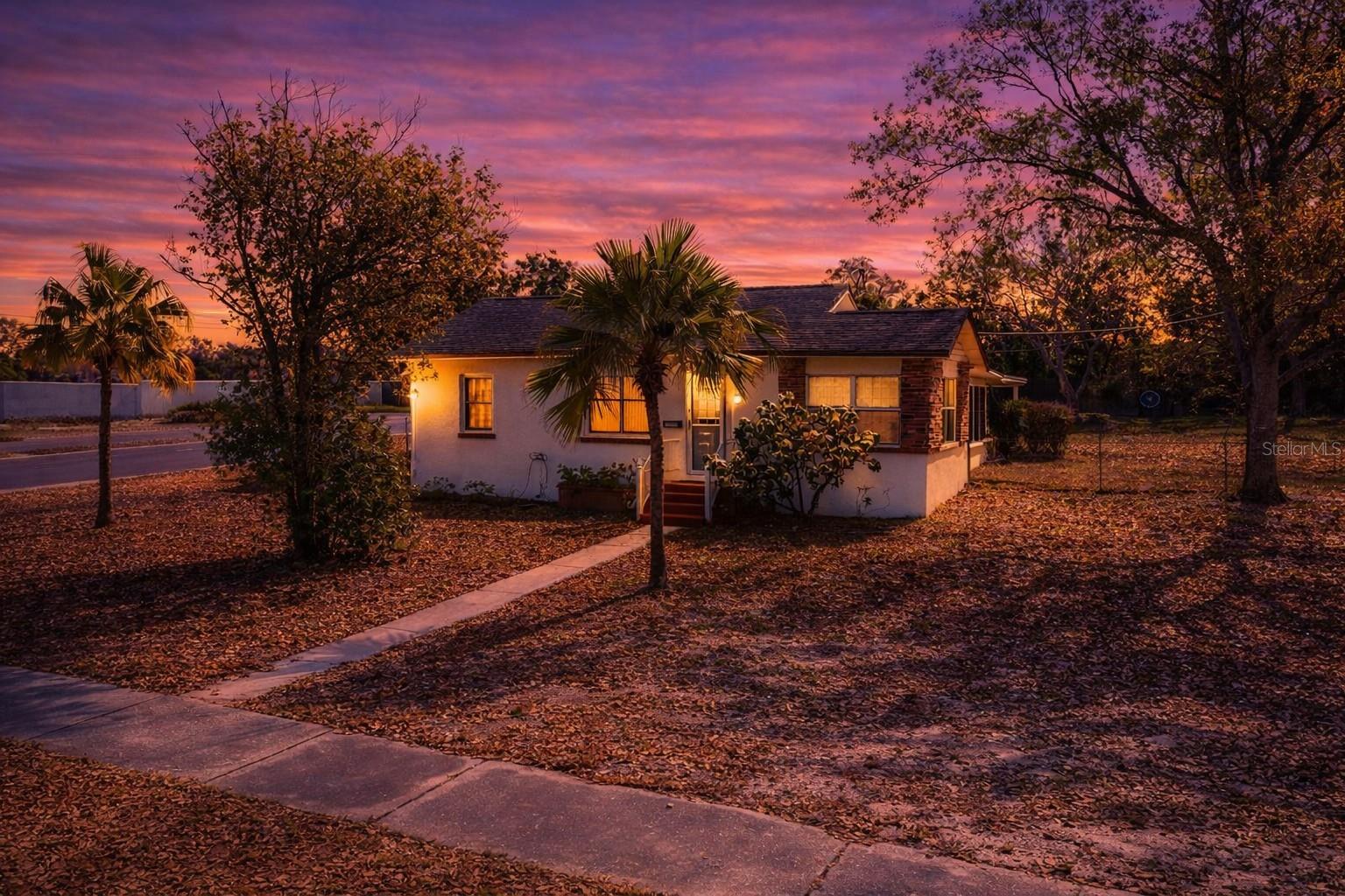 1240 Druid Cir, FL