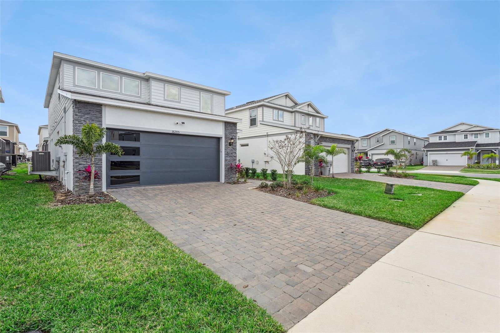 16205 Saint Kitts Cir, FL