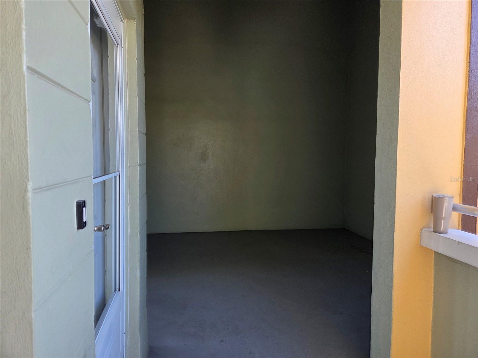 2448 Columbia Drive, FL