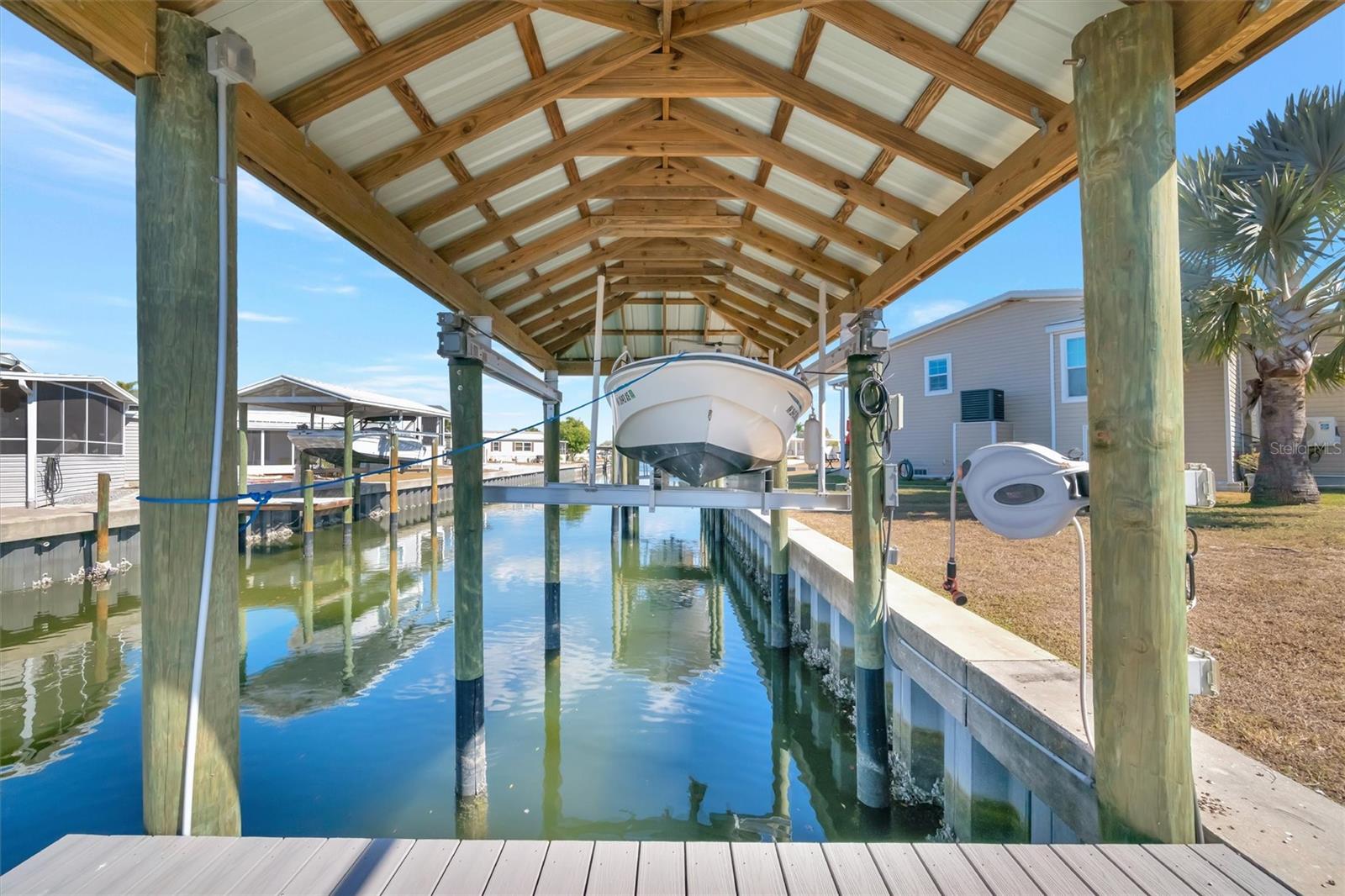 129 Saint Lucia Loop, FL
