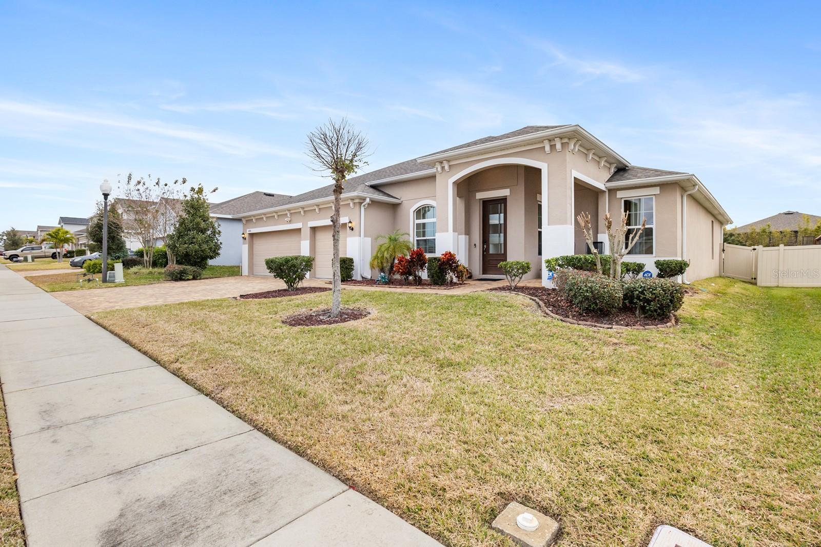 1408 Shira Road, FL