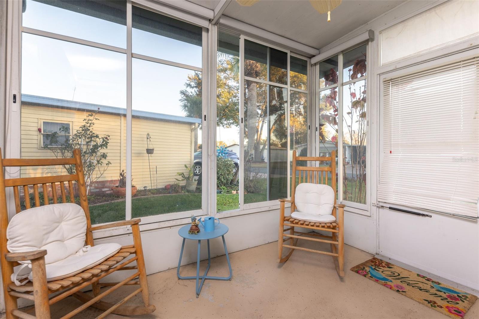 605 Rainbow Boulevard, FL