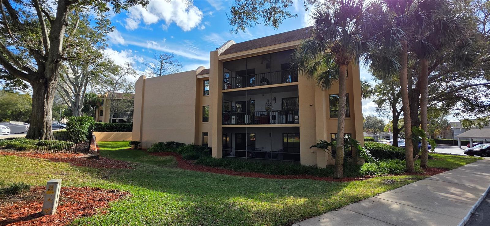 630 Cranes Way, FL