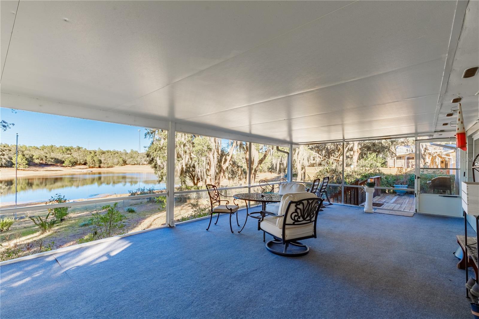 6433 Loch Lommond Drive, FL