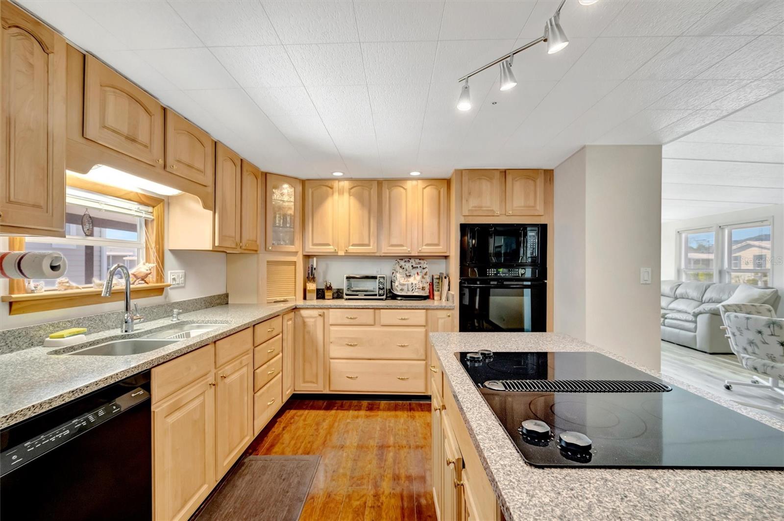 132 Saint Lucia Loop, FL