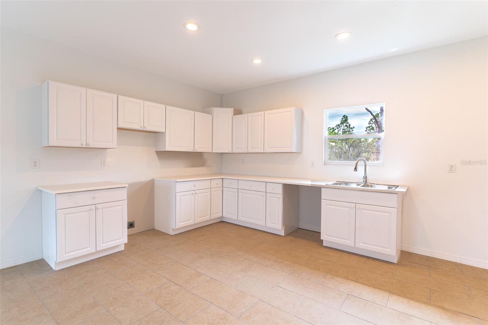 1417 Bittersweet Street, FL