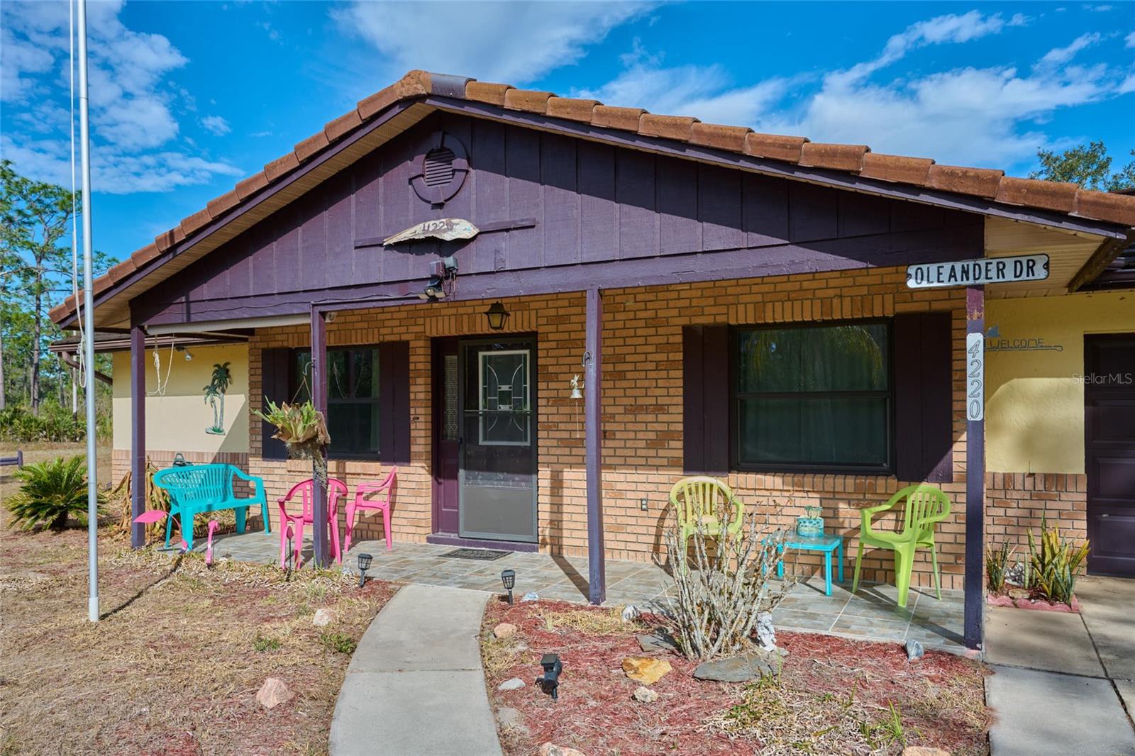 4220 Oleander Drive, FL