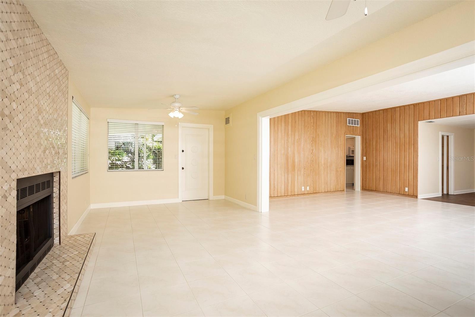 2036 Via Tuscany, FL