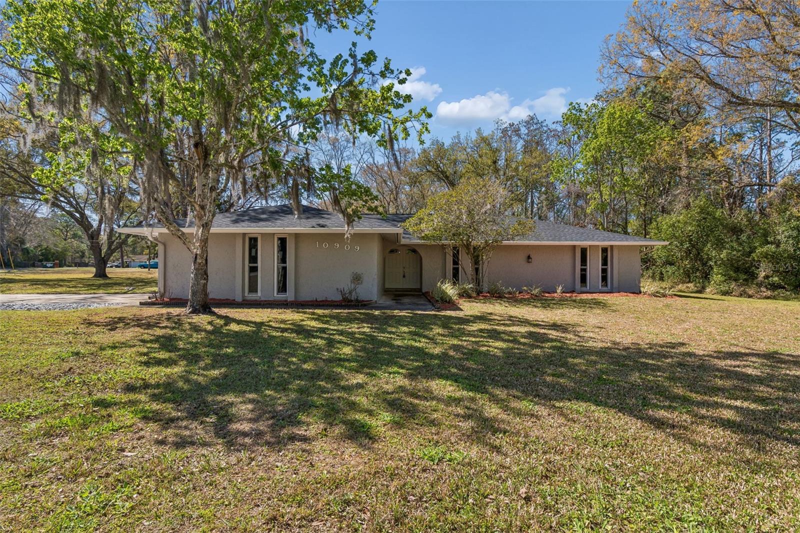 10909 Candy Ln, FL