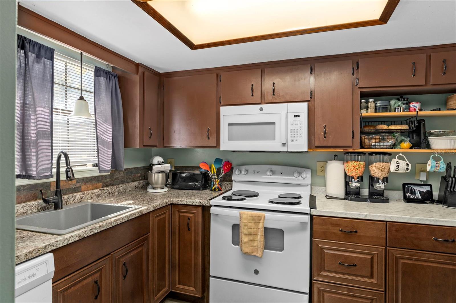 35077 Whispering Oaks Boulevard, FL