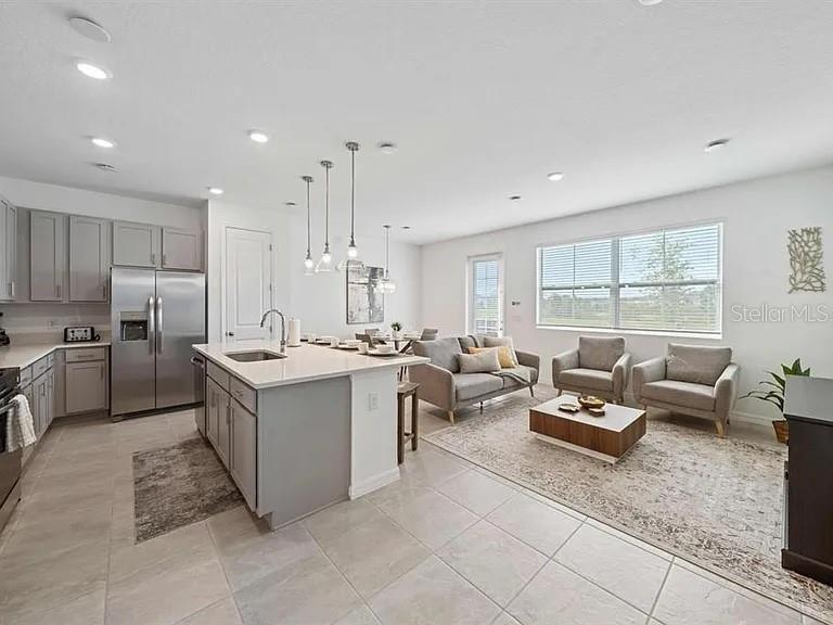 634 Longboat Dr Drive, FL
