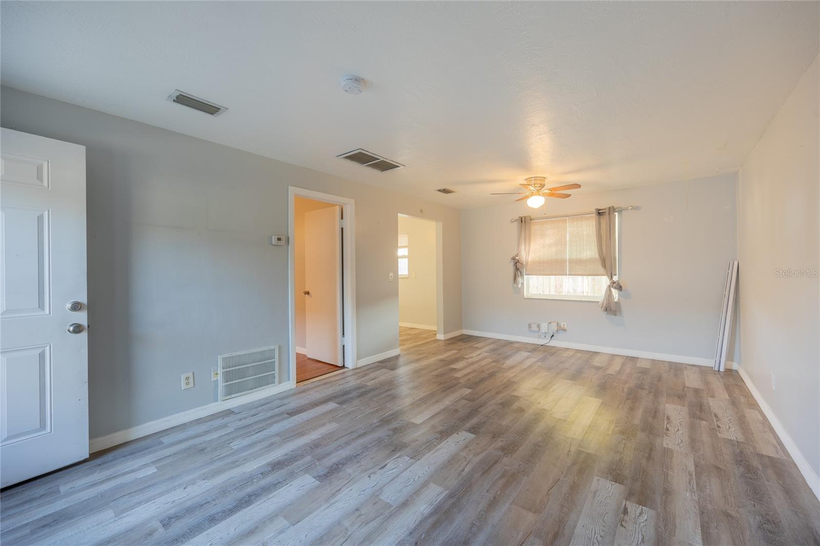 400 Meteor Avenue, FL