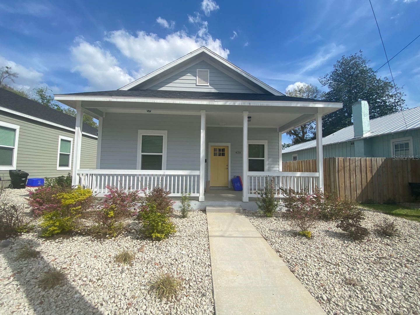 420 1st Street, FL