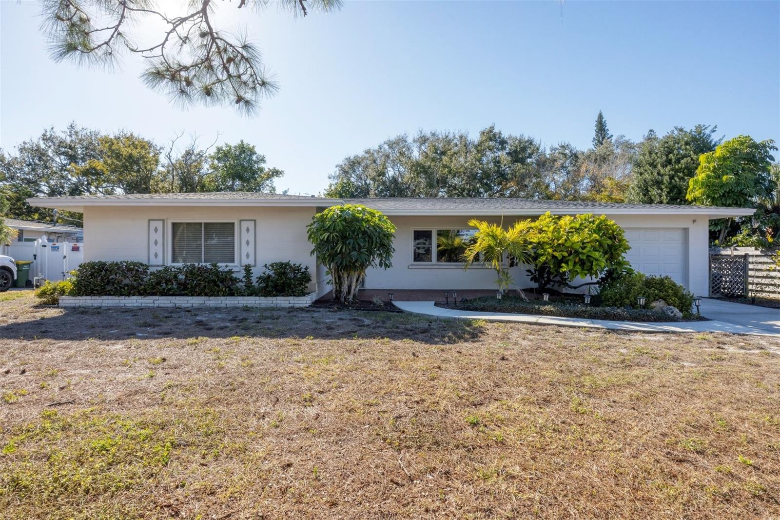 5201 Stevens Drive, FL