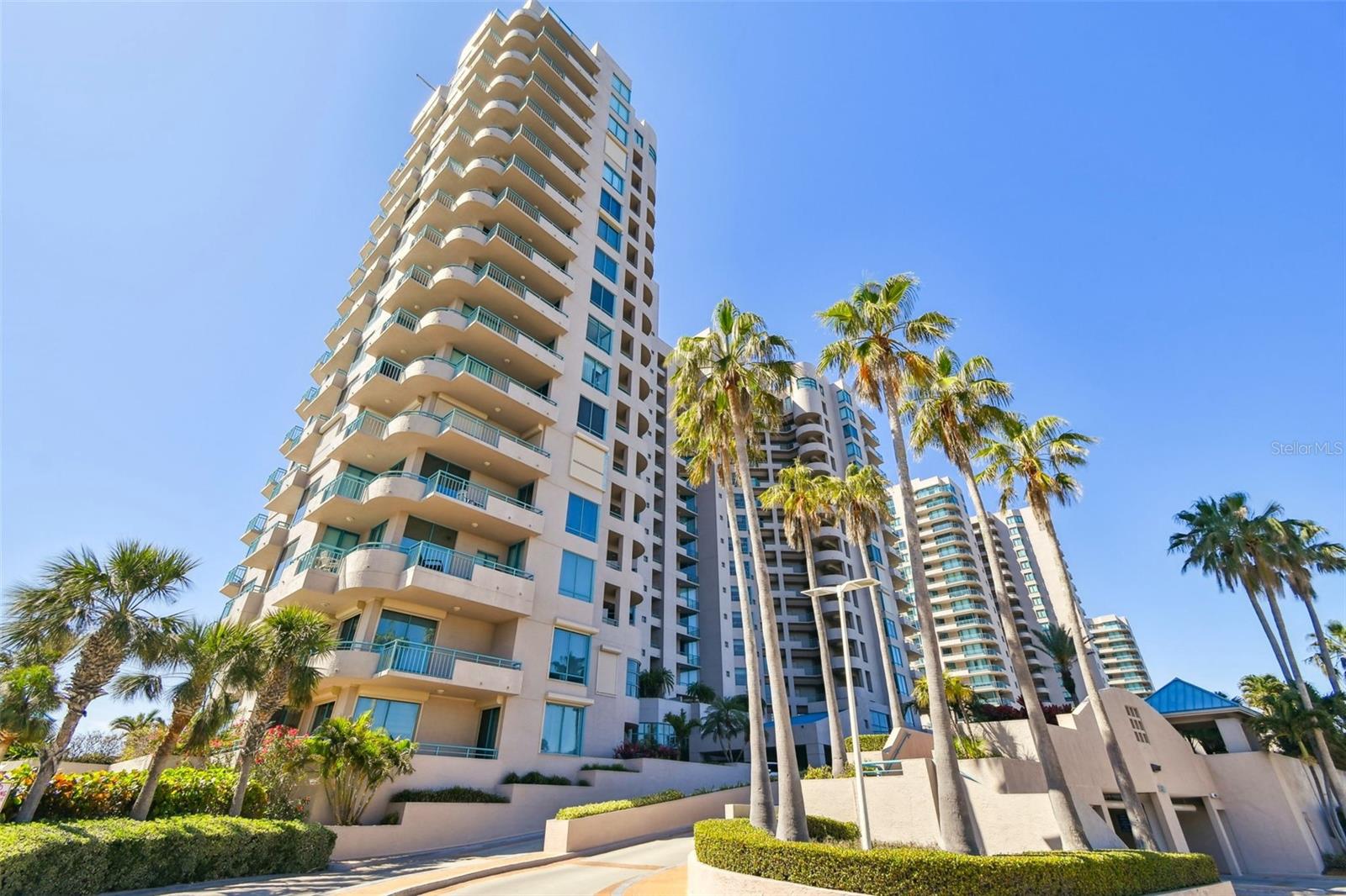 1560 Gulf Blvd #306, FL