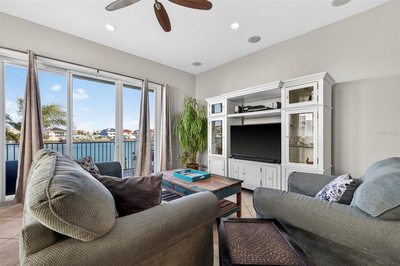 620 Bayway Boulevard, FL