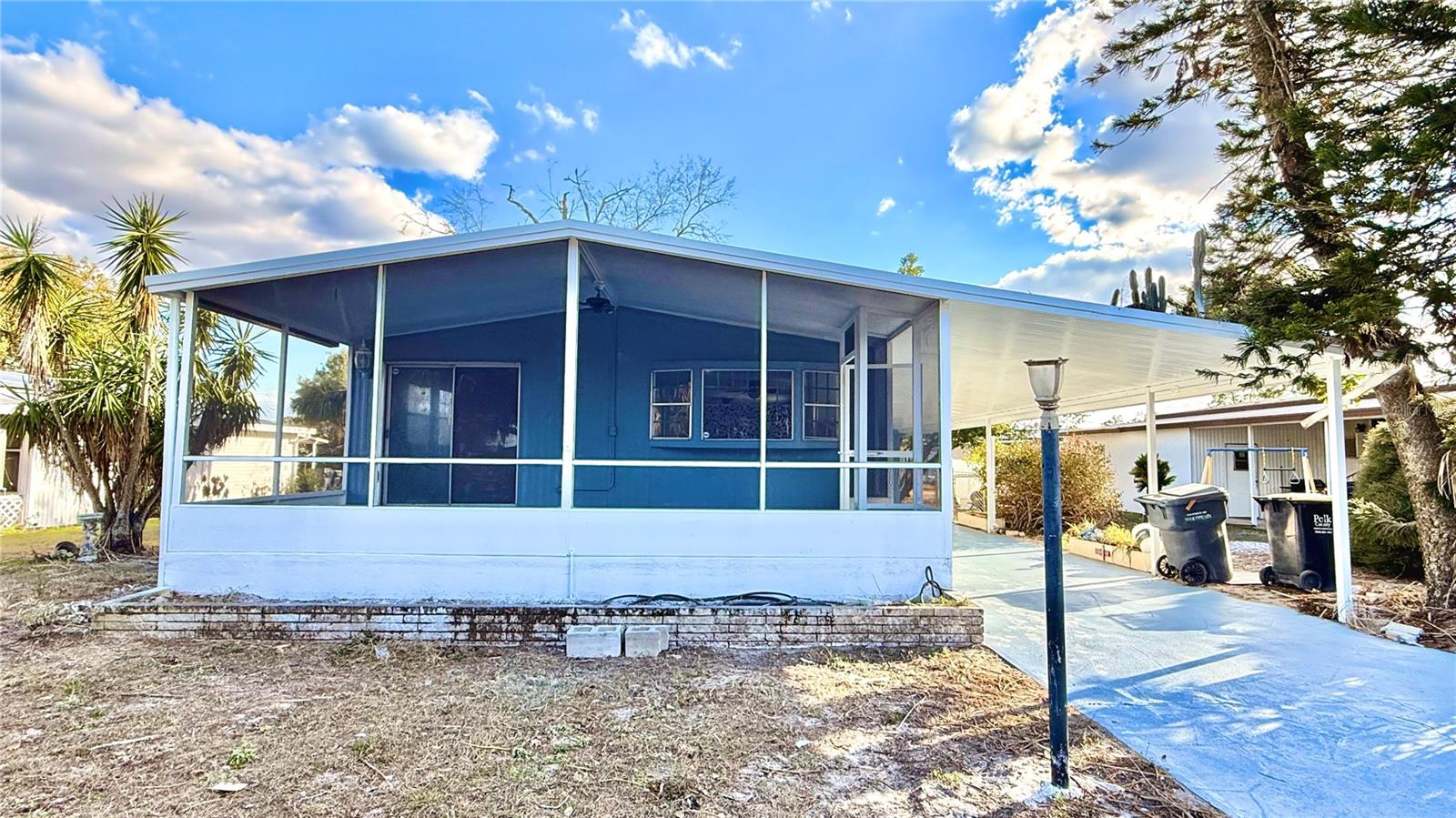 202 Caloosa Lake Circle, FL