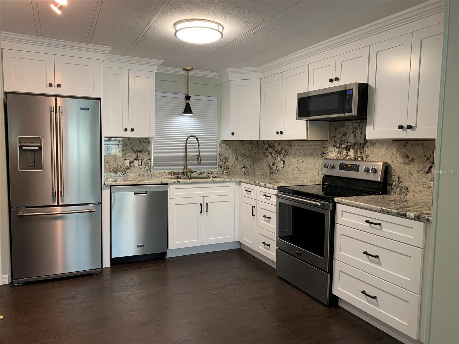 172 Clubview Drive, FL