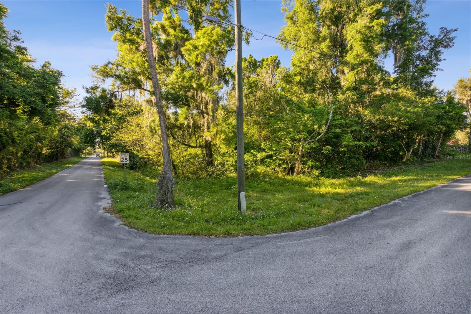 Lot 16 Quebec Avenue, FL