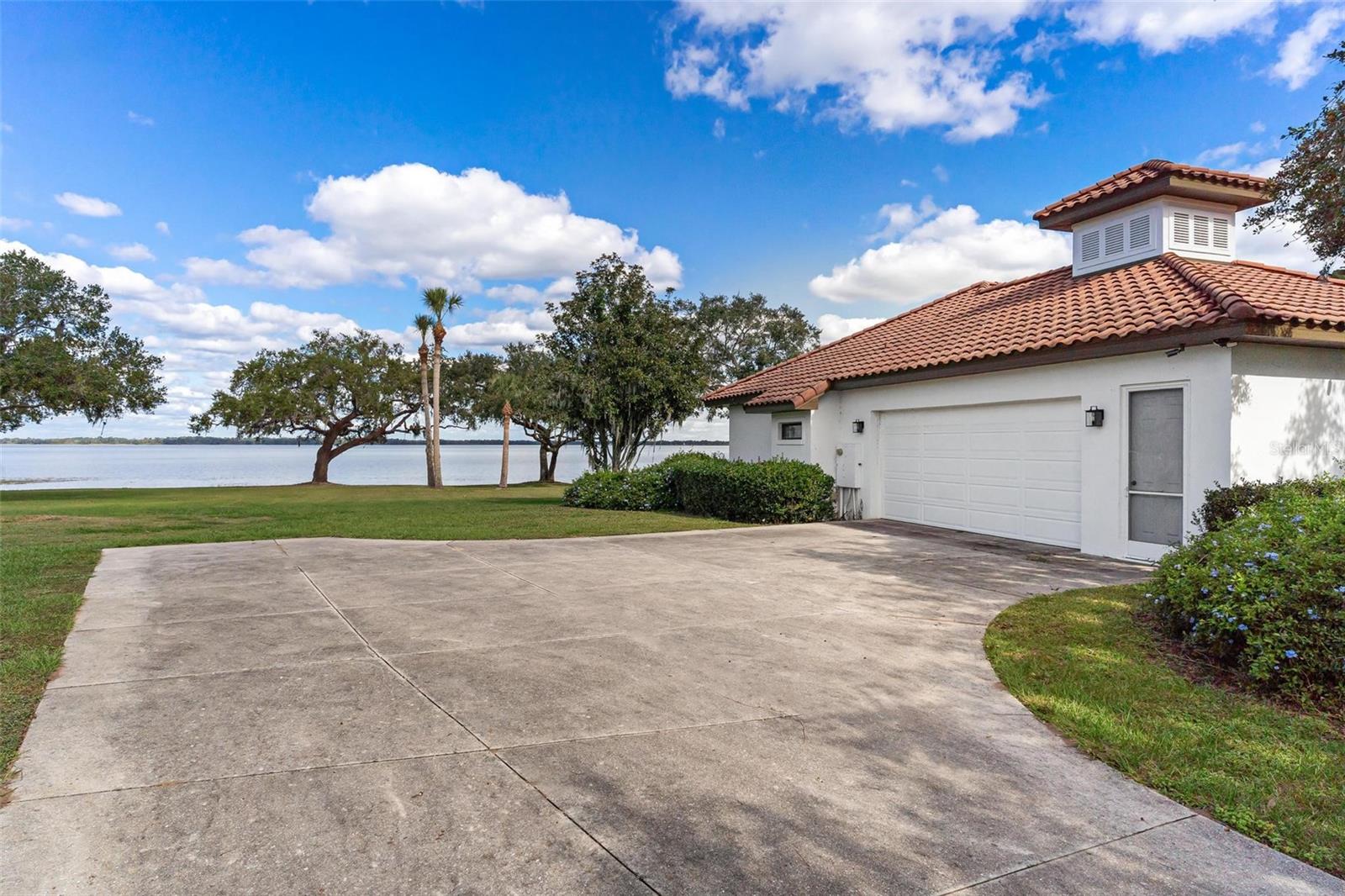38230 Yale Circle, FL