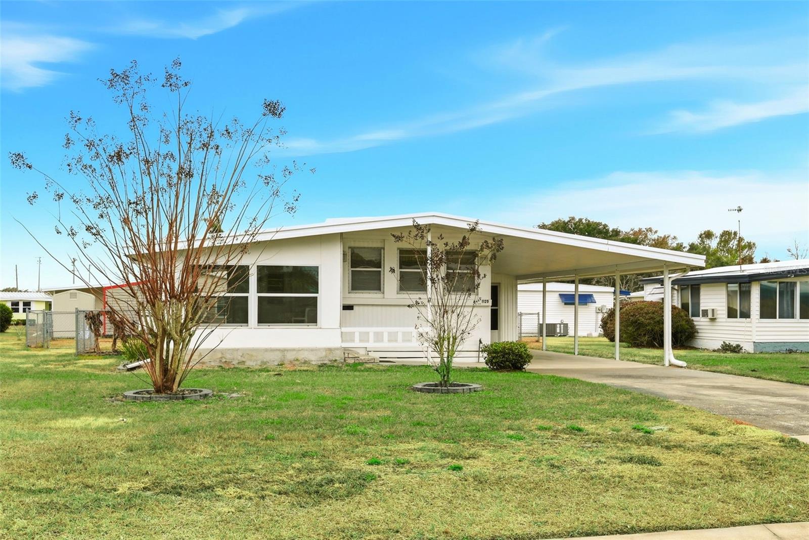 1125 Elkhart Cir, FL
