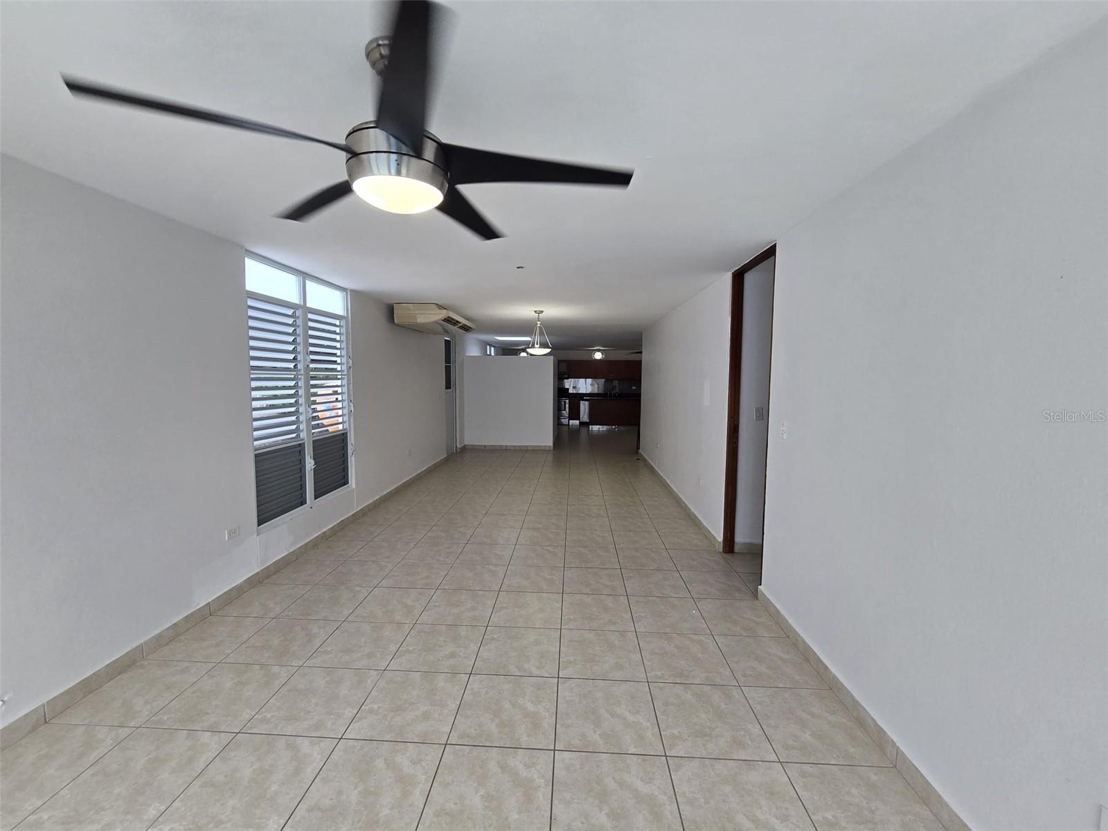 Ae-5 Calle Barcelona, PR