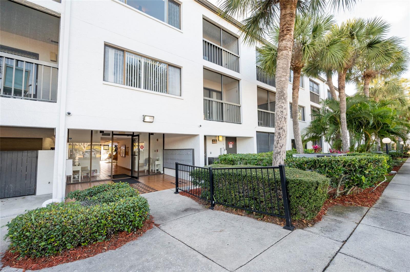 2593 Countryside Boulevard, FL