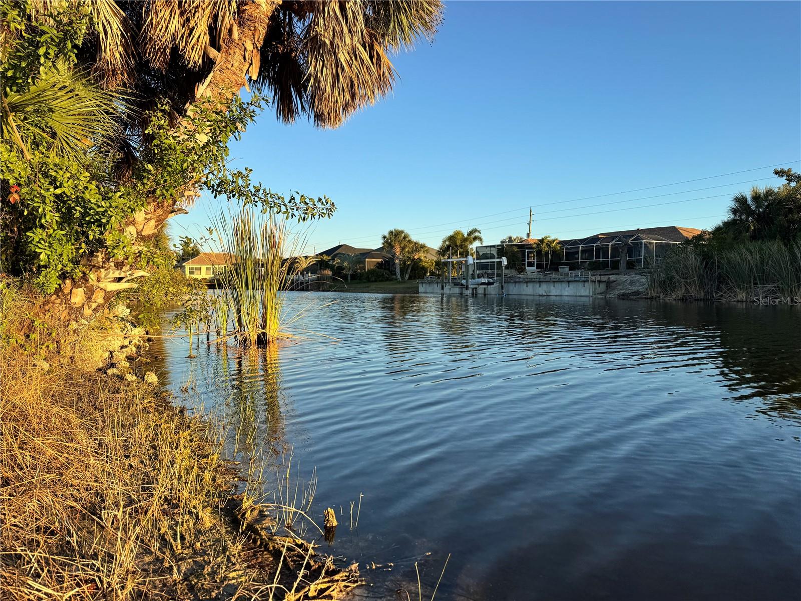 15512 Lakeland Circle, FL