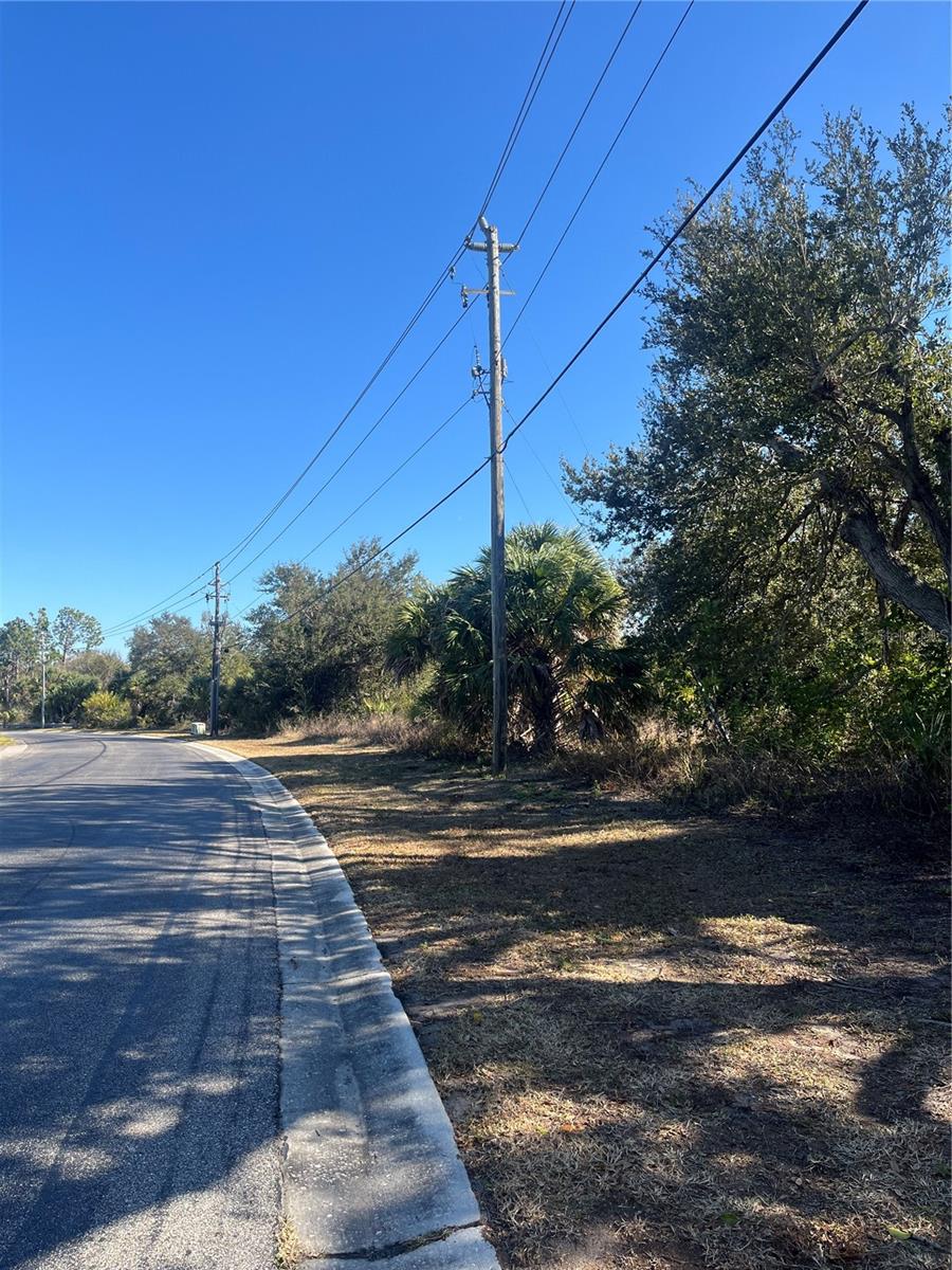 E Sklar Drive, FL