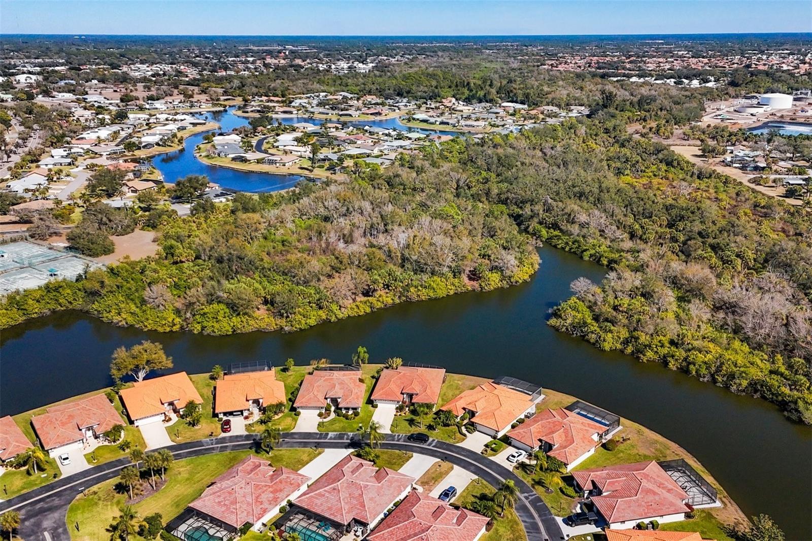 E Sklar Drive, FL