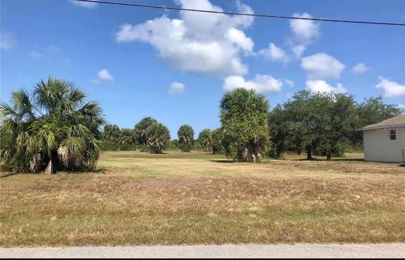 215 Pine Valley Lane, FL