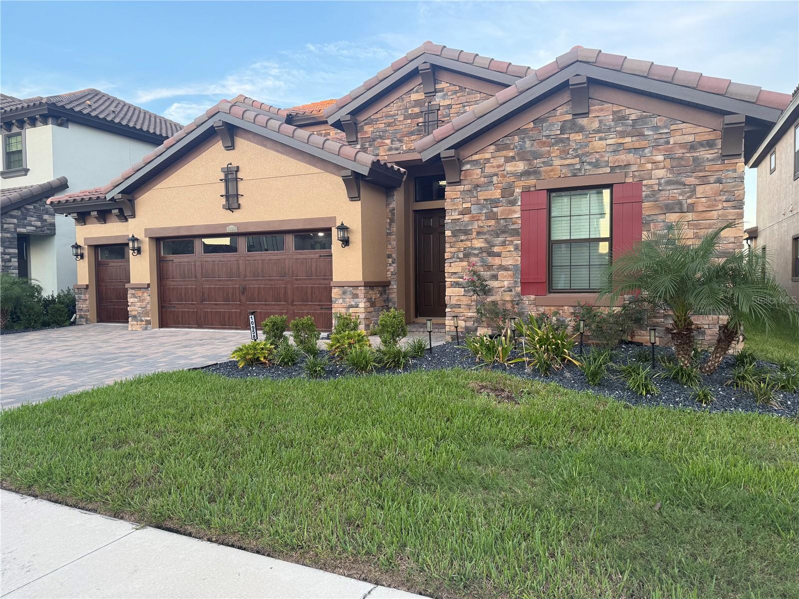 10958 Rustic Timber Loop, FL