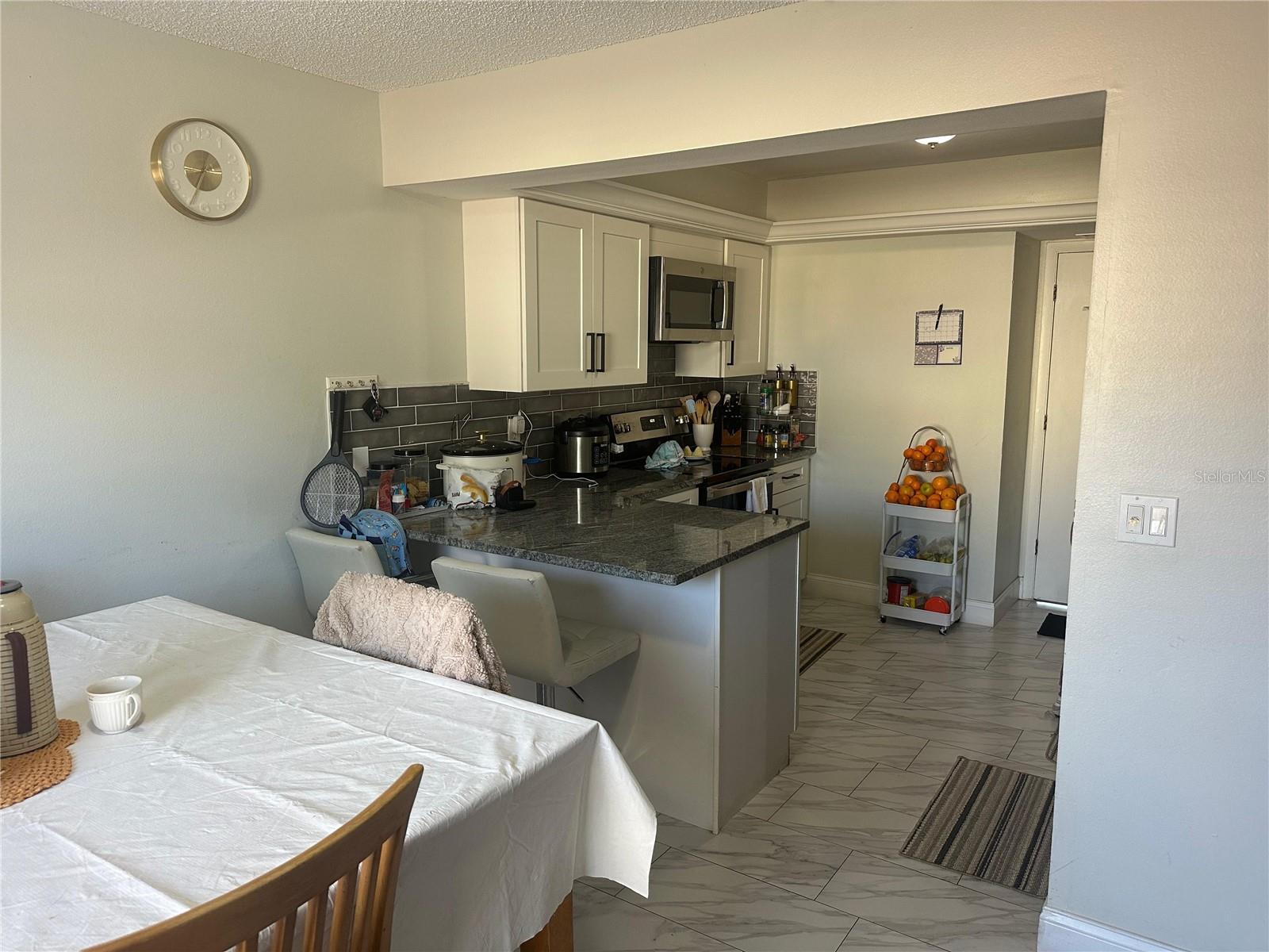 6201-6205 Draw Lane, FL