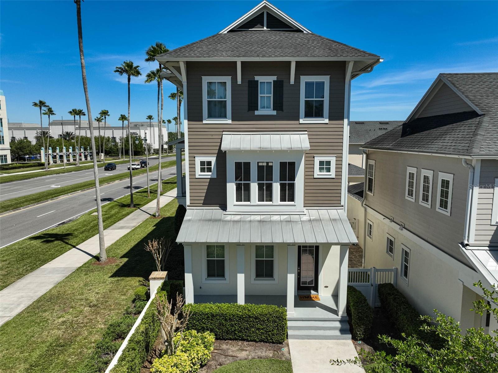 1616 Resolute St, FL