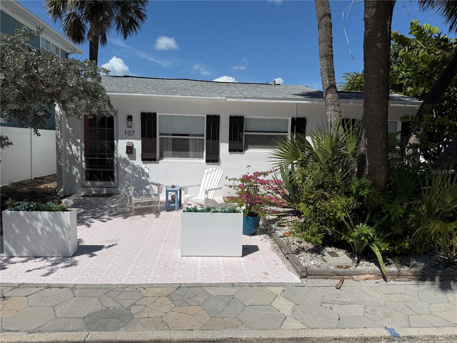 107 4th Ave, FL