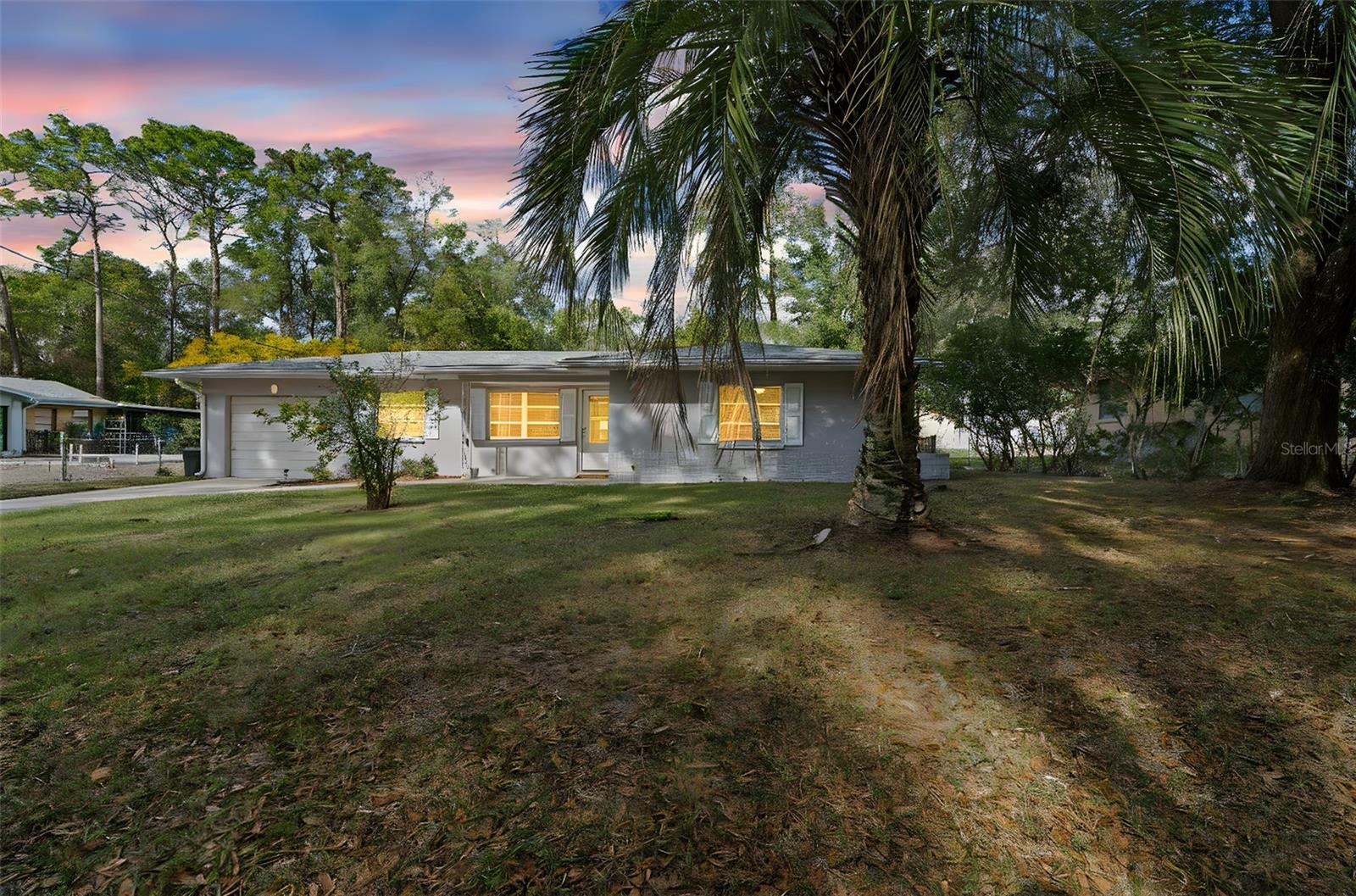 410 Daisy Ln, FL