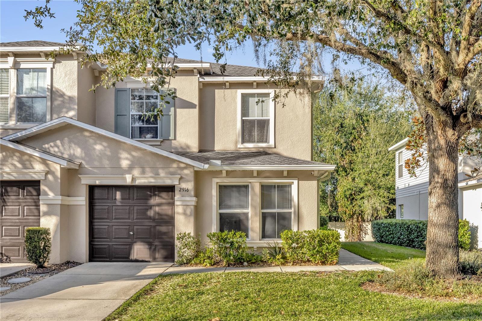 2916 Royal Tuscan Ln, FL