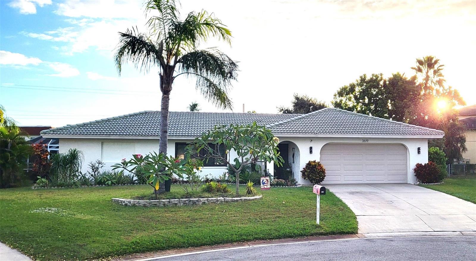 3619 Pembrook Drive, FL