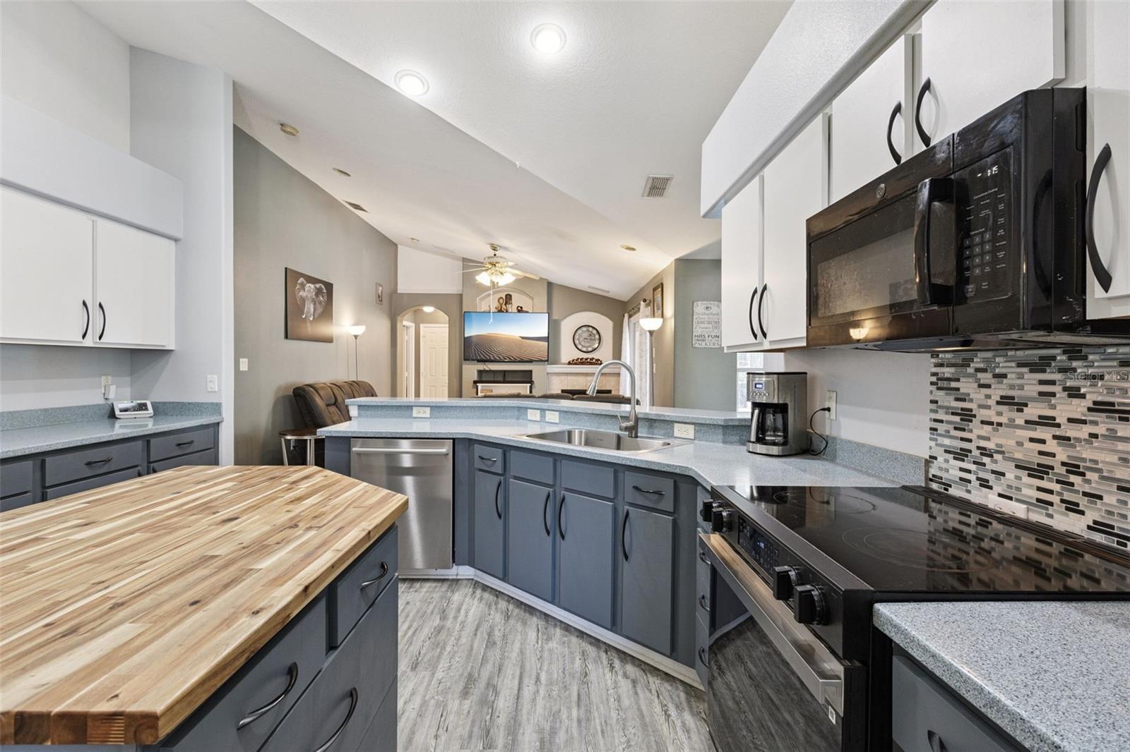 13942 Greater Pines Boulevard, FL