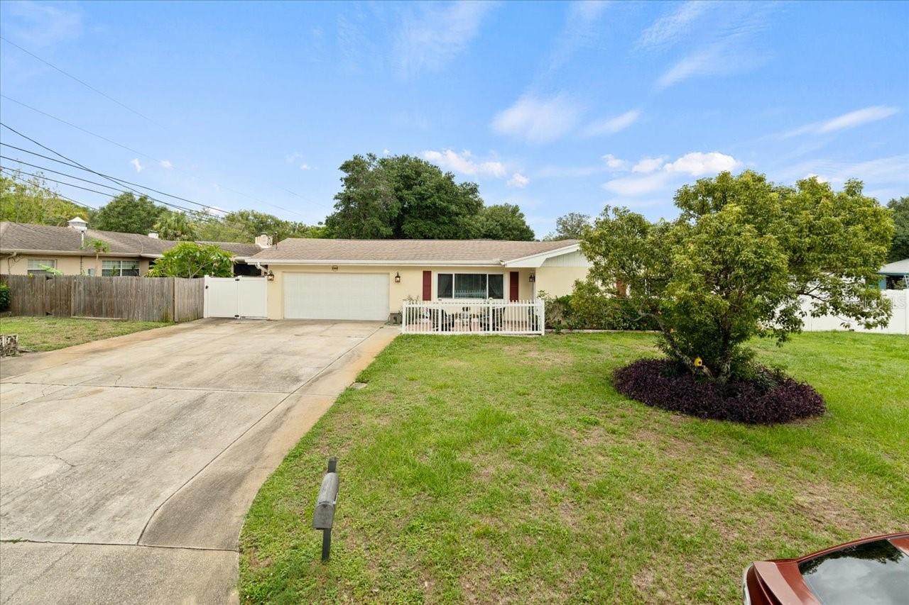 1560 Bel Keene Drive, FL