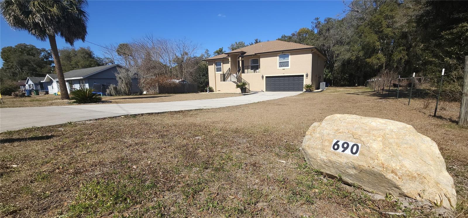 690 Lisbon Parkway, FL