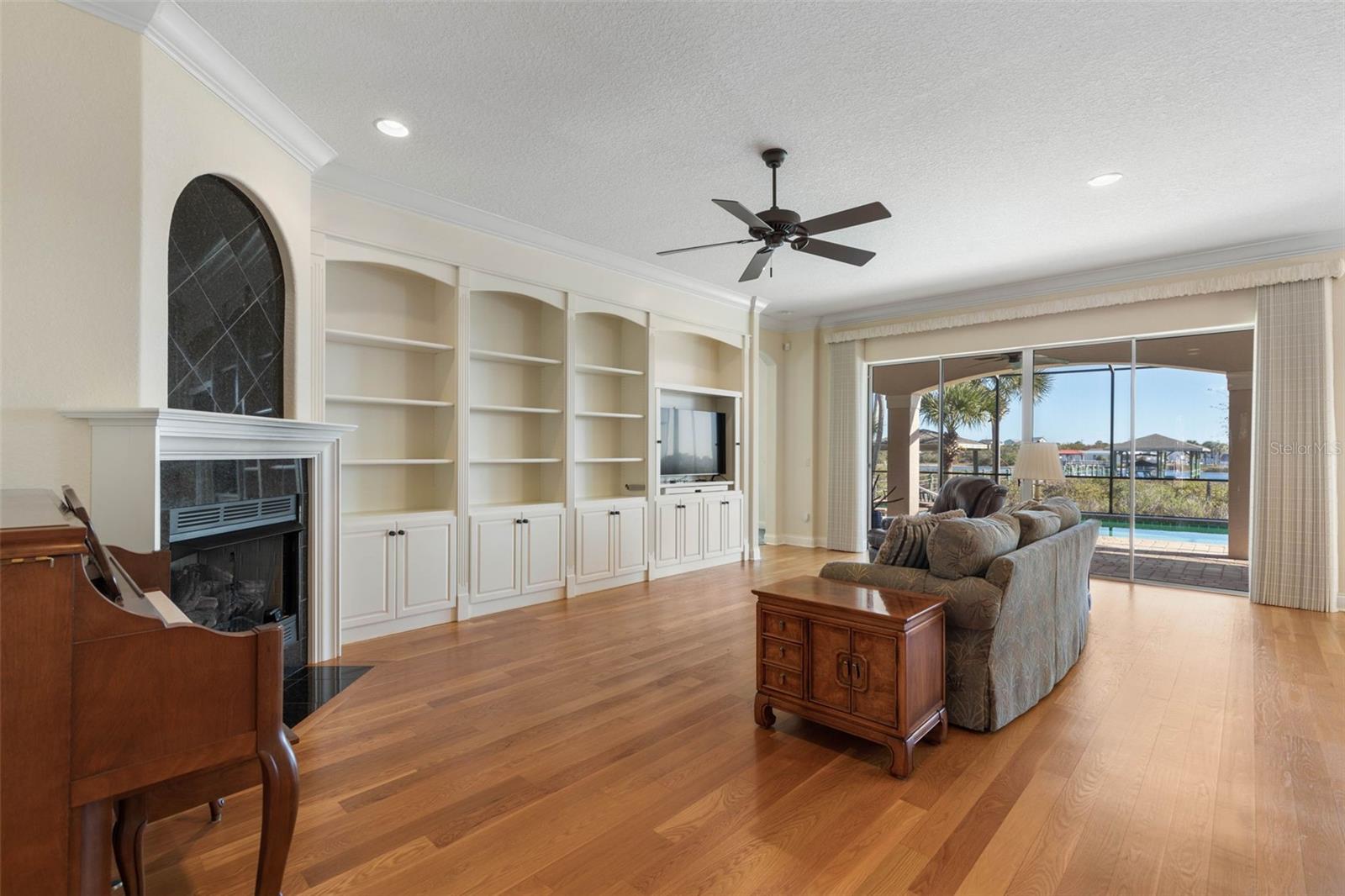 11 Riverwalk Drive, FL