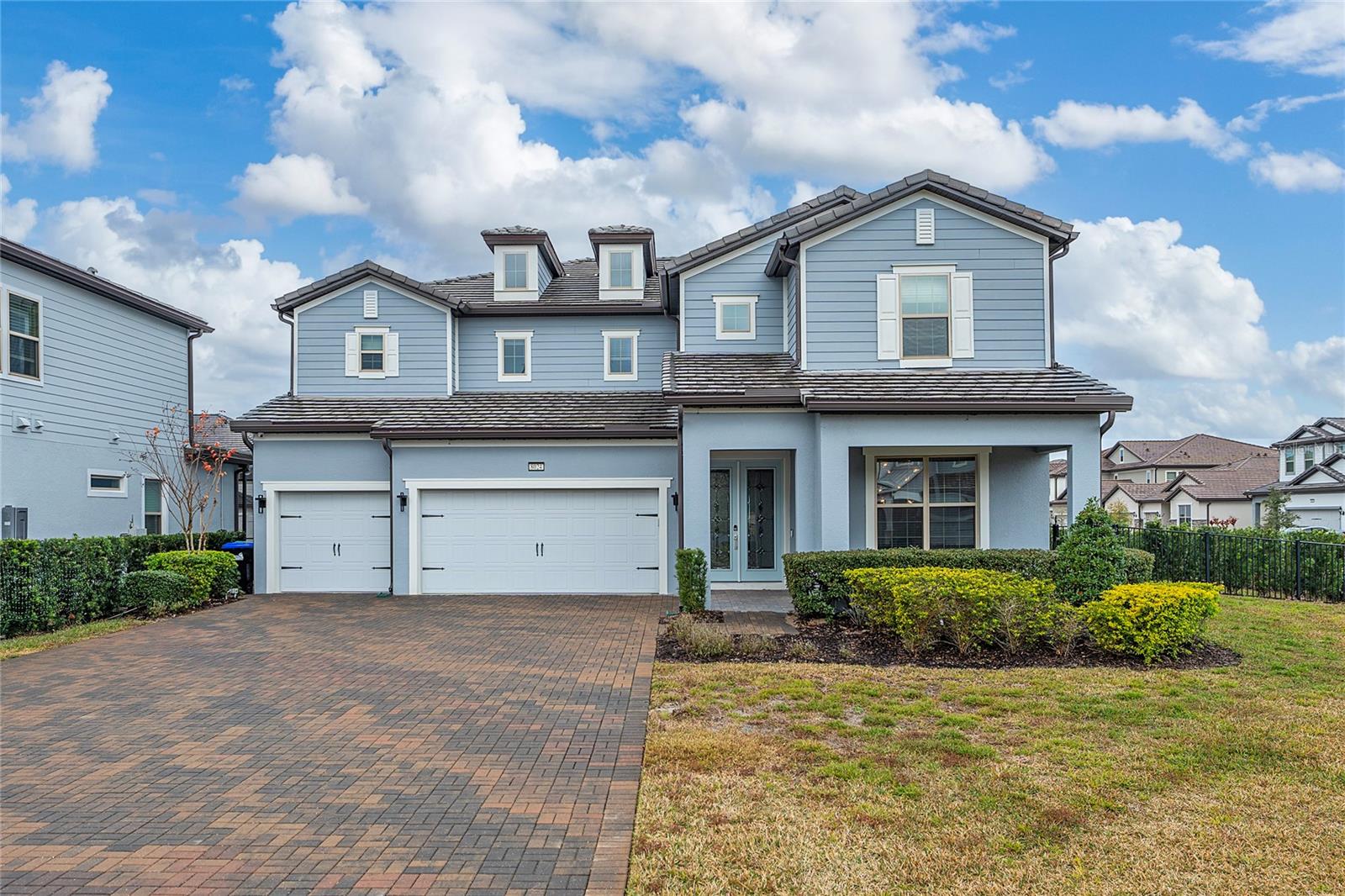 8024 Leaf Grove Circle Circle, FL