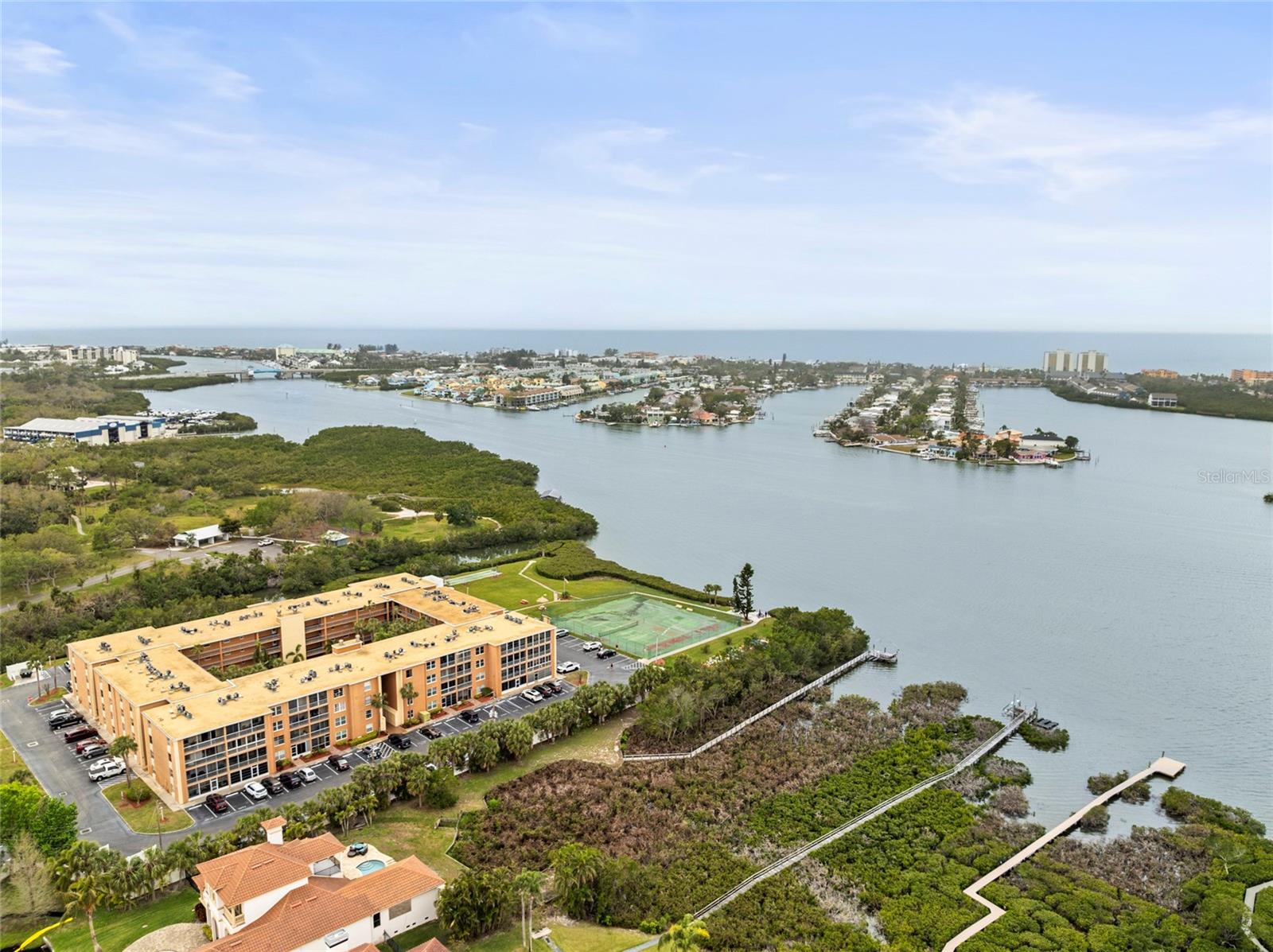 12760 Indian Rocks Rd #571, FL
