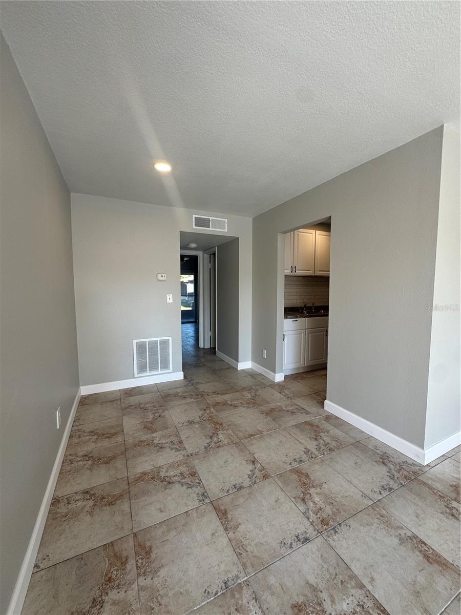 24862 Us Highway 19, FL