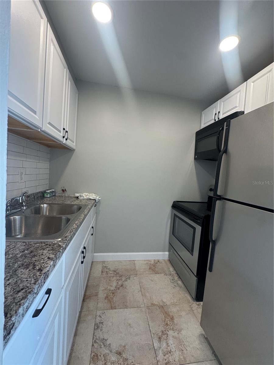 24862 Us Highway 19, FL