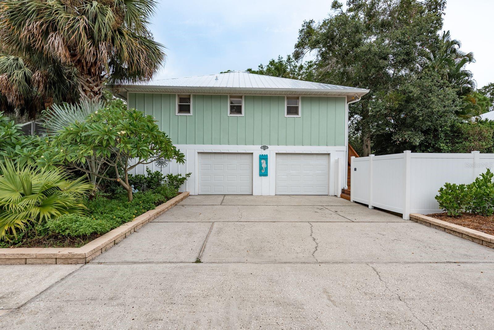 737 Ohio Avenue, FL