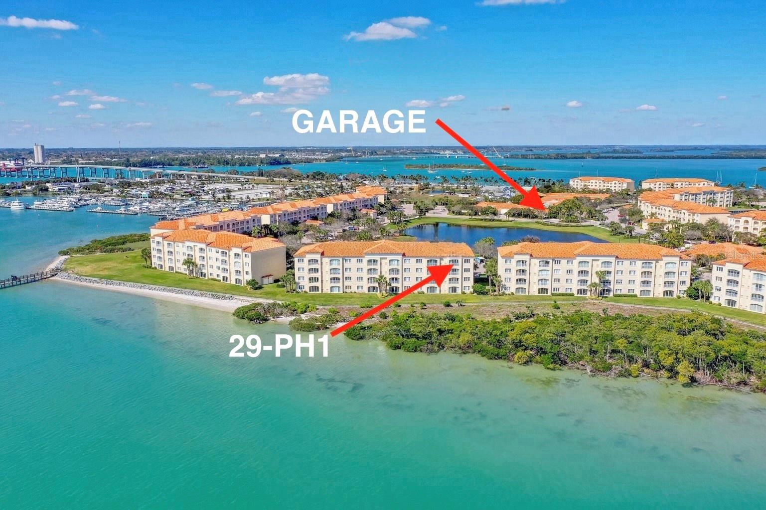 29 Harbour Isle #Ph01, FL